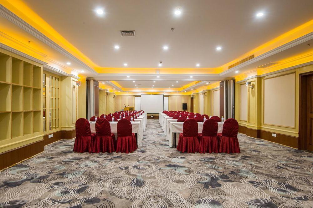 Golden Palm Resort Tam Á Ngoại thất bức ảnh